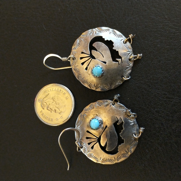Kokopelli sterling silver earring with turquoise stones - Picture 3 of 3